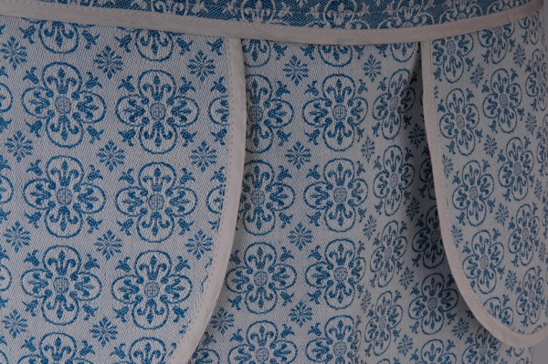 A-Linienrock Halbleinen kbA, blau mit hellen Arabesken